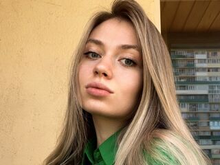 hot cam girl masturbating with vibrator NataliPalm