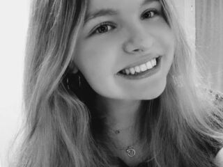 sexy camgirl OneidaWinnike