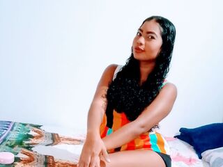 camwhore masturbating with sextoy PamelaMontenegro