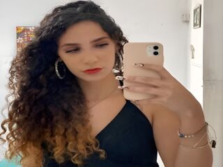 naked webcamgirl photo PattieWilson