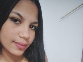 girl showing pussy PaulaEmperatriz