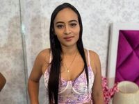 free webcam chatroom PiaDerek