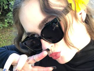 naked camgirl photo QuinnTagaca