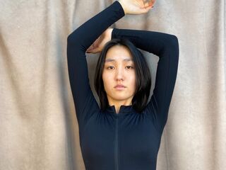 camgirl playing with dildo RandiDowlen