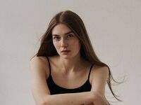 girl sex cam RebeccaMcqoggen