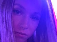 naked girl with webcam fingering pussy RocioThoro