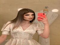 camgirl playing with vibrator RolandePhilavanh