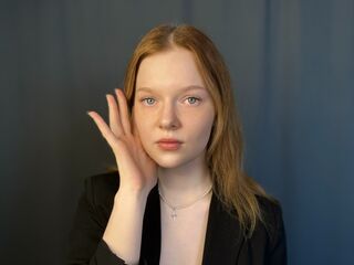 naughty camgirl RonnieAbraham