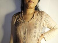 fingering webcamgirl RubbynaKhan