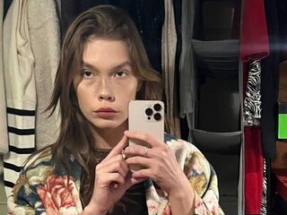 nude camgirl photo RubyRedkis