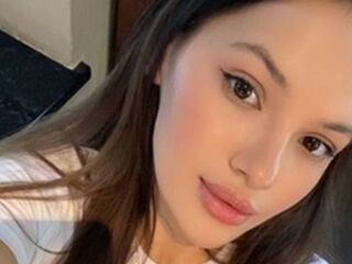 nude webcamgirl photo SantinaHeckle