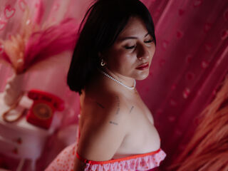 girl chatroom SaraGuzmann