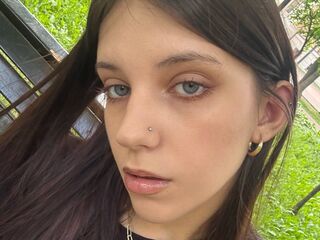 porn web cam SaritaHowick