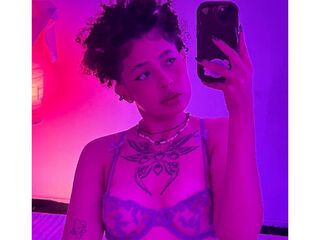 camslut naked SayLuna