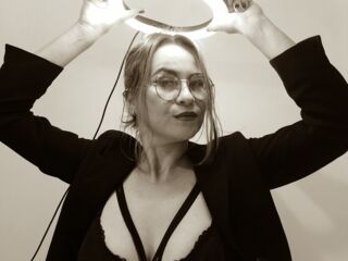 dirty cam show ScarletHanistom