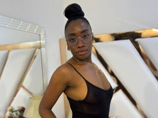 naked webcamgirl SelenaRoas