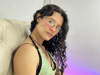 adultcam picture SereneKenner