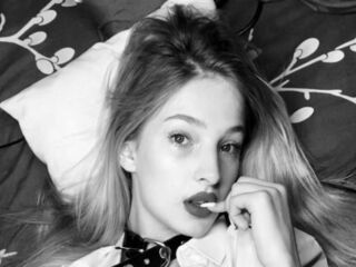 hot naked camgirl SofiaRoud