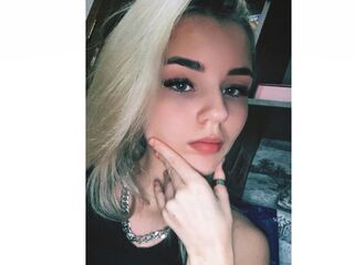 naked webcamgirl SoledadGoodsite