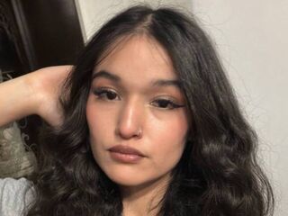 fingering girl chatroom SorayaBenezra