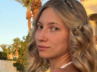 adult web cam chat room TainaTatge