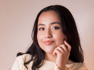 camgirl spreading pussy TammyBorch