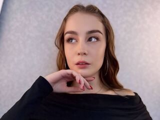 camgirl chatroom YahairaCillo