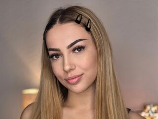 hot strip tease cam ZaraPlaya