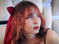 camgirl playing with vibrator ZaziRose